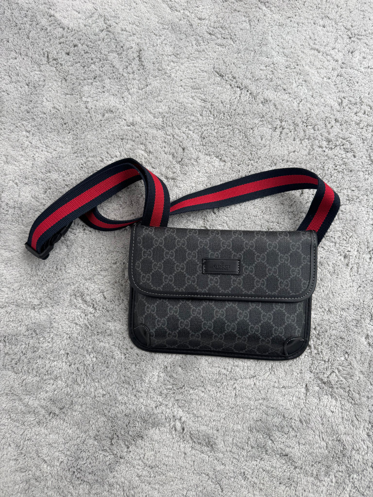 RIÑONERA GUCCI M1 NEGRO