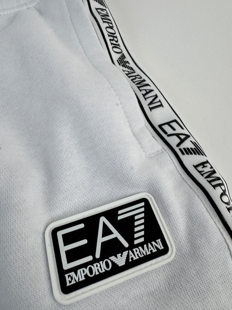 CONJUNTO CORTO - EA7 2025 - BLANCO