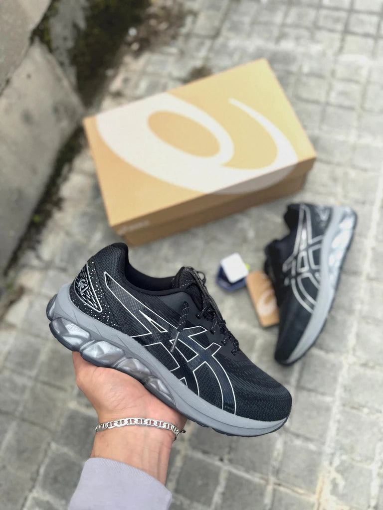 ASICS GEL QUANTUM 180 VIII - NEGRAS/GRIS