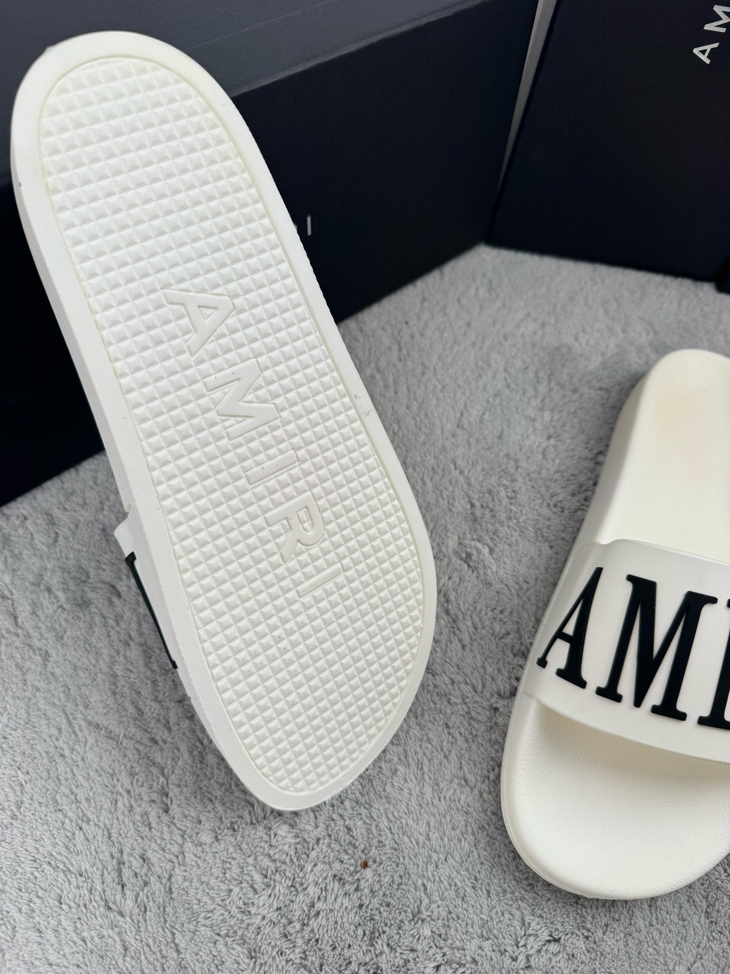 Chanclas AMIRI Blancas