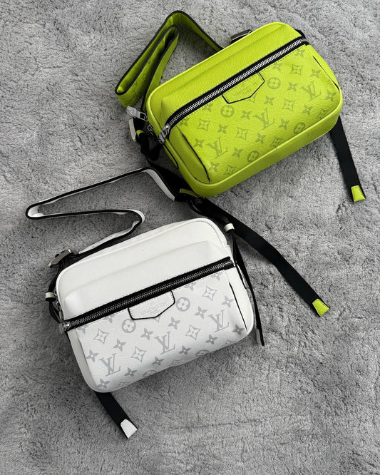 BANDOLERA LOUIS VUITTON VERDE LOGO GRIS