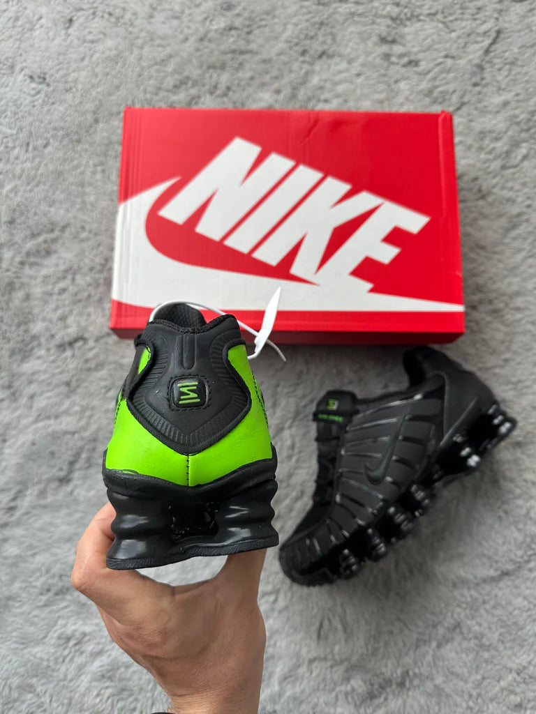 NIKE SHOX TL CAMALEON - VERDES