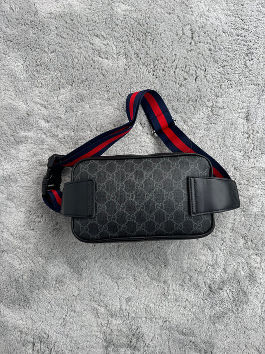 RIÑONERA GUCCI M2 NEGRO