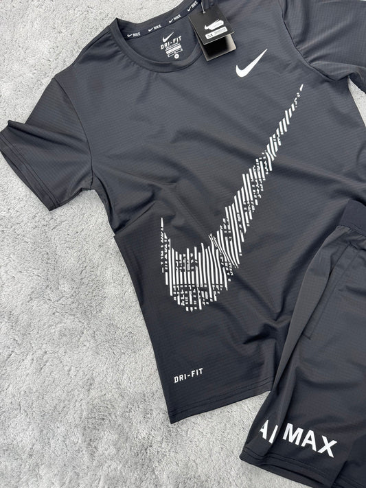 CONJUNTO NIKE AIR MAX - NEGRO