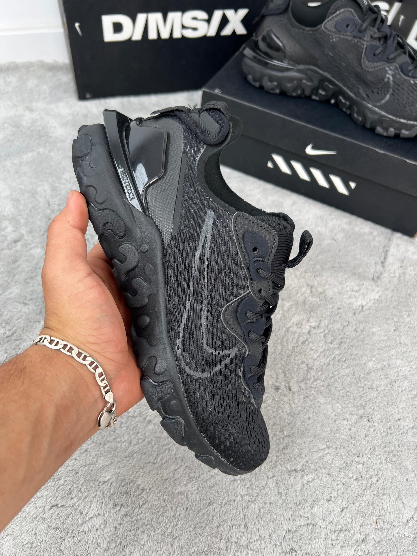 NIKE REACT VISION NEGRO