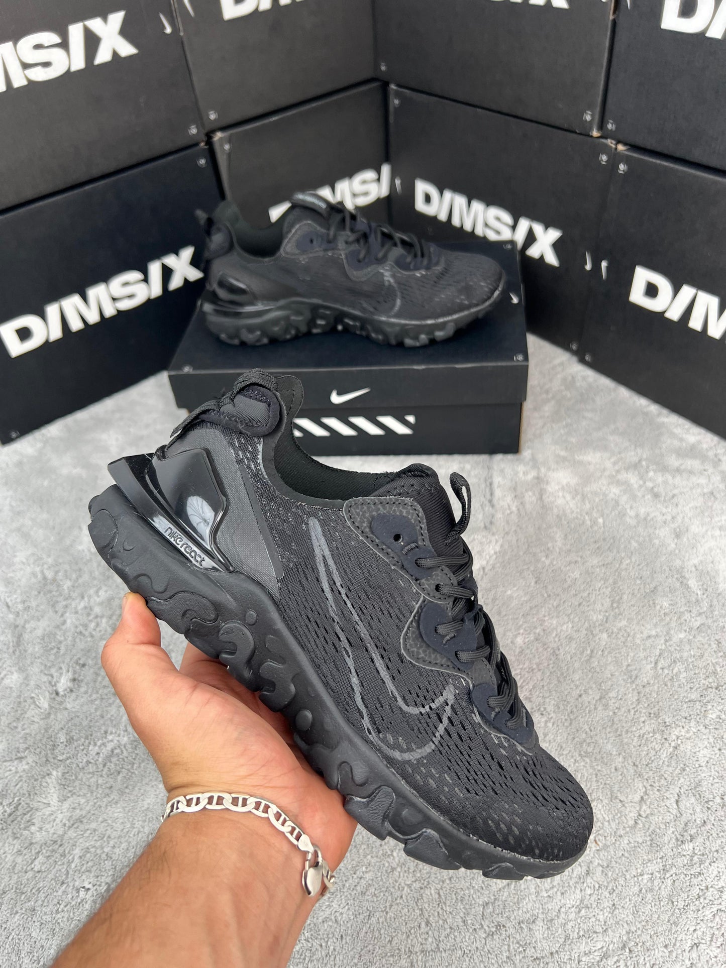 NIKE REACT VISION NEGRO