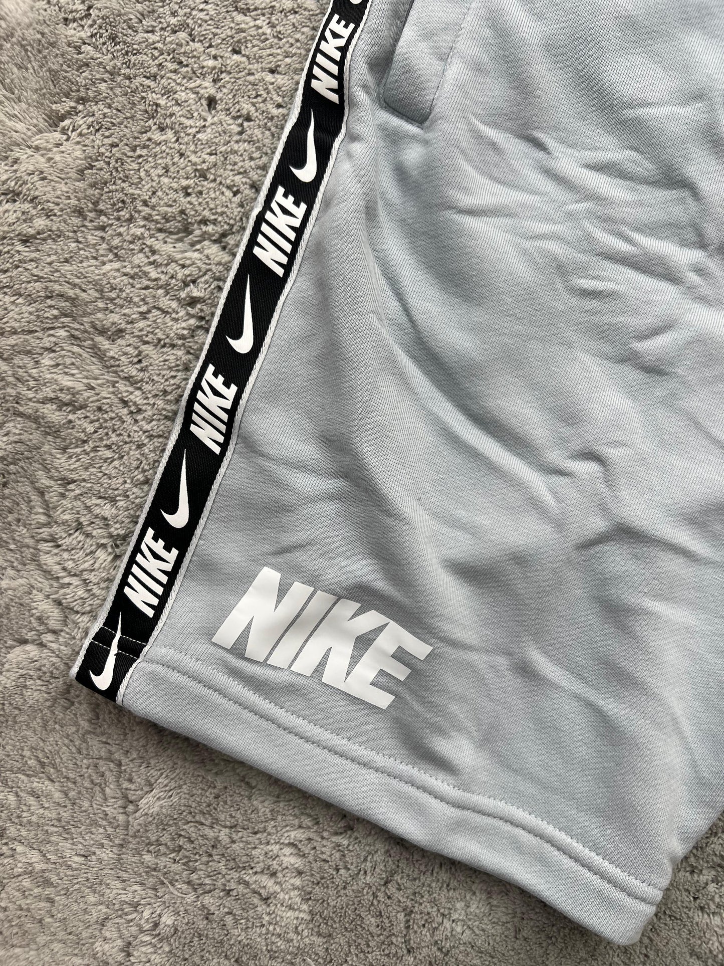 CONJUNTO NIKE 2025 M3 - GRIS