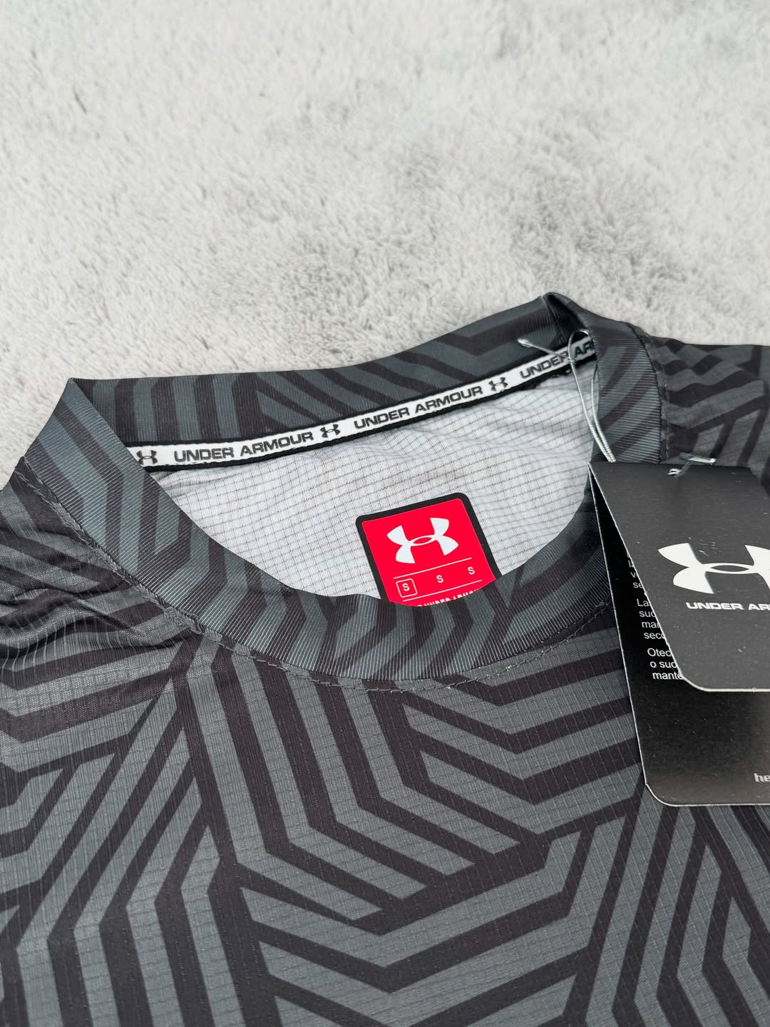 UNDER ARMOUR 2025 - M2 NEGRO