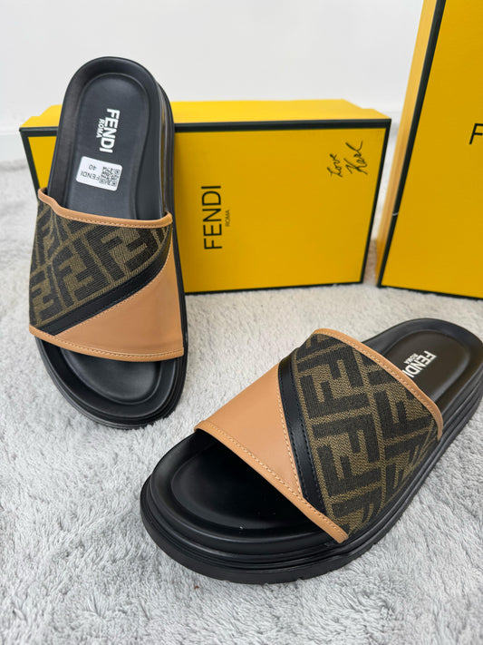 Chanclas FENDI color Marrón/Negro