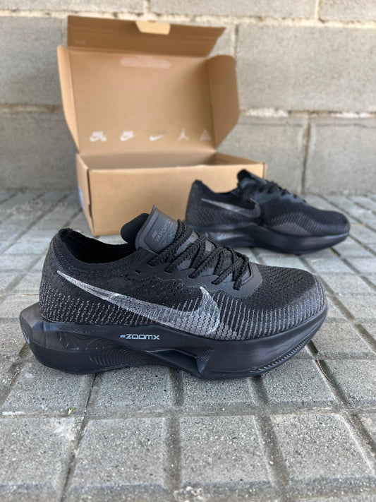 NIKE W ZOOMAX NEGRAS/GRISES