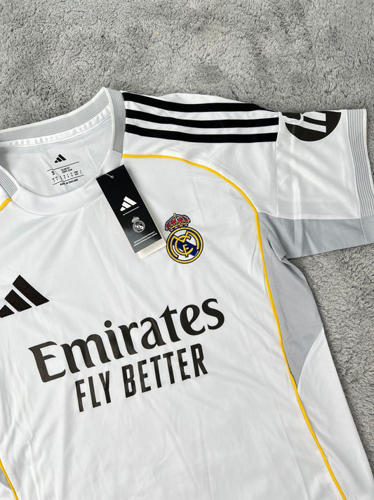 CAMISETA DE MADRID 2025