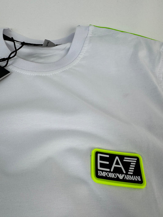 CONJUNTO CORTO - EA7 2025 - BLANCO/VERDE