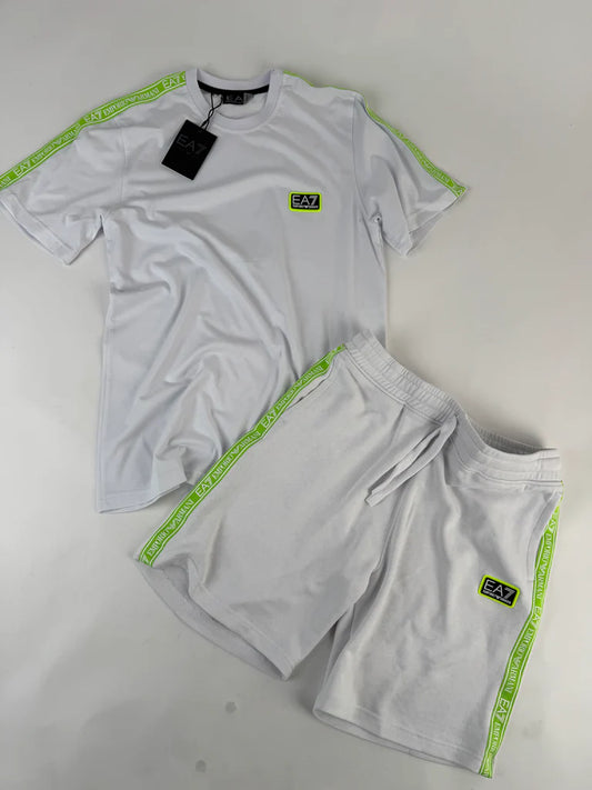 CONJUNTO CORTO - EA7 2025 - BLANCO/VERDE