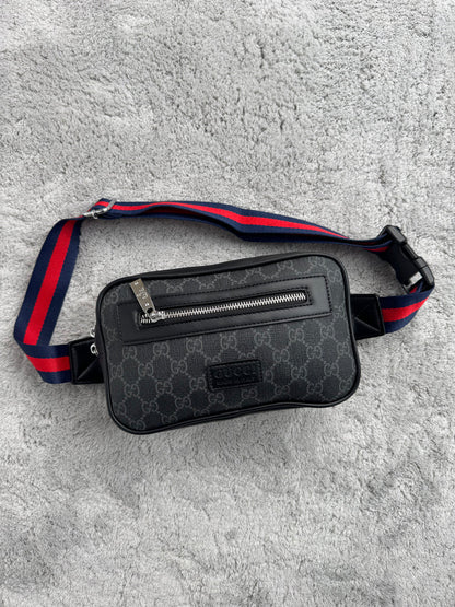 RIÑONERA GUCCI M2 NEGRO
