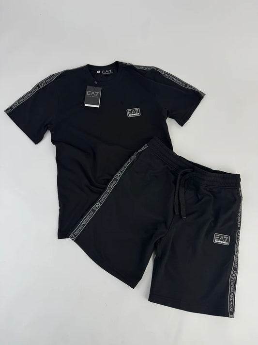CONJUNTO CORTO - EA7 2025 - NEGRO