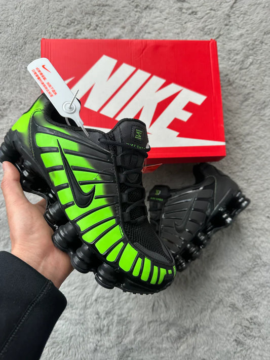 NIKE SHOX TL CAMALEON - VERDES