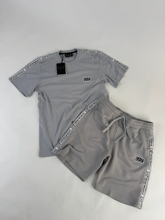 CONJUNTO CORTO - EA7 2025 - GRIS NARDO