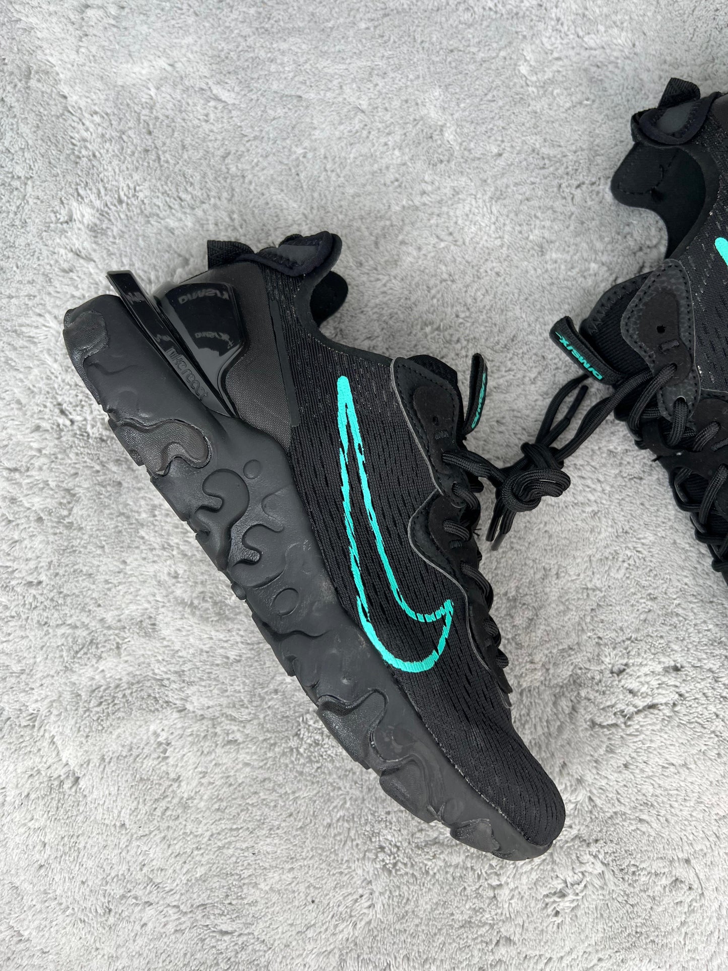 NIKE REACT VISION NEGRO M3