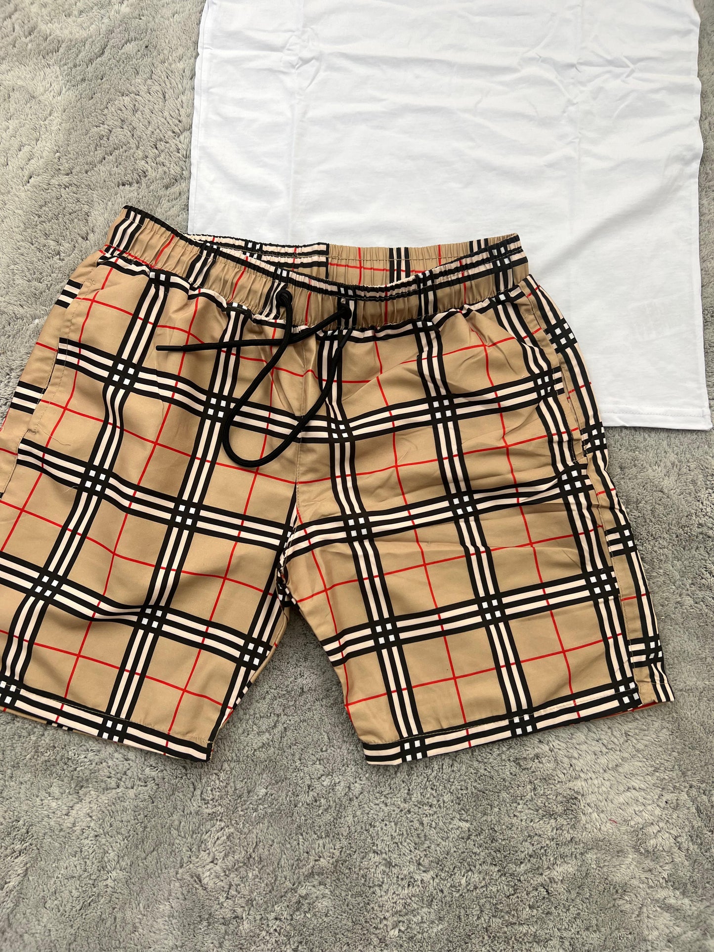 CONJUNTO BURBERRY 2025 M2 - BLANCO