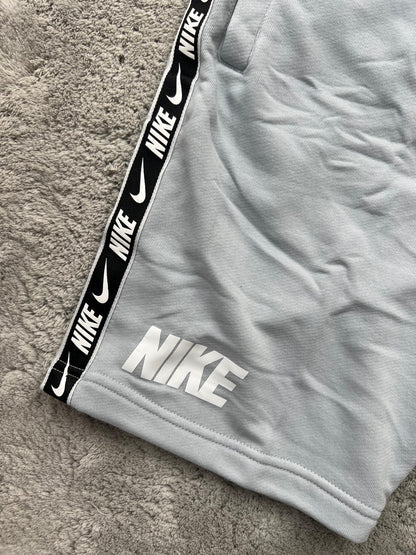 CONJUNTO NIKE 2025 M3 - GRIS