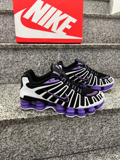 NIKE SHOX TL - NEGRO/LILA