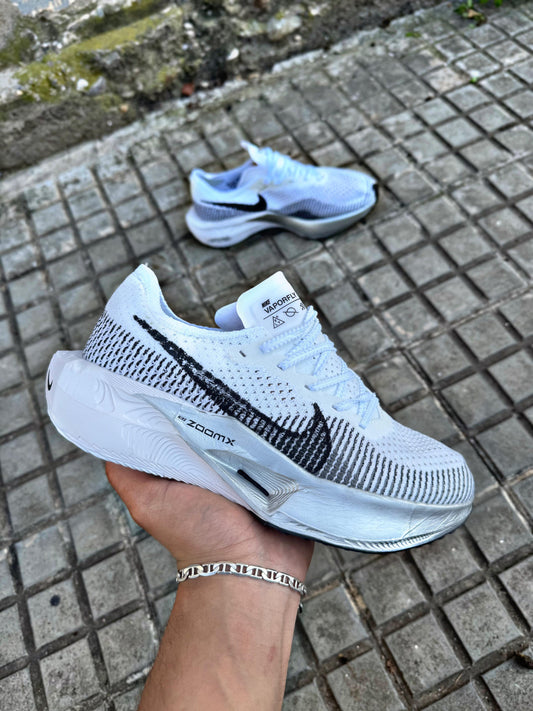 NIKE W ZOOMAX BLANCAS/NEGRAS
