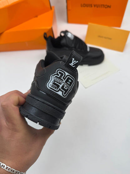 LOUIS VUITTON SKATE M2 NEGRAS