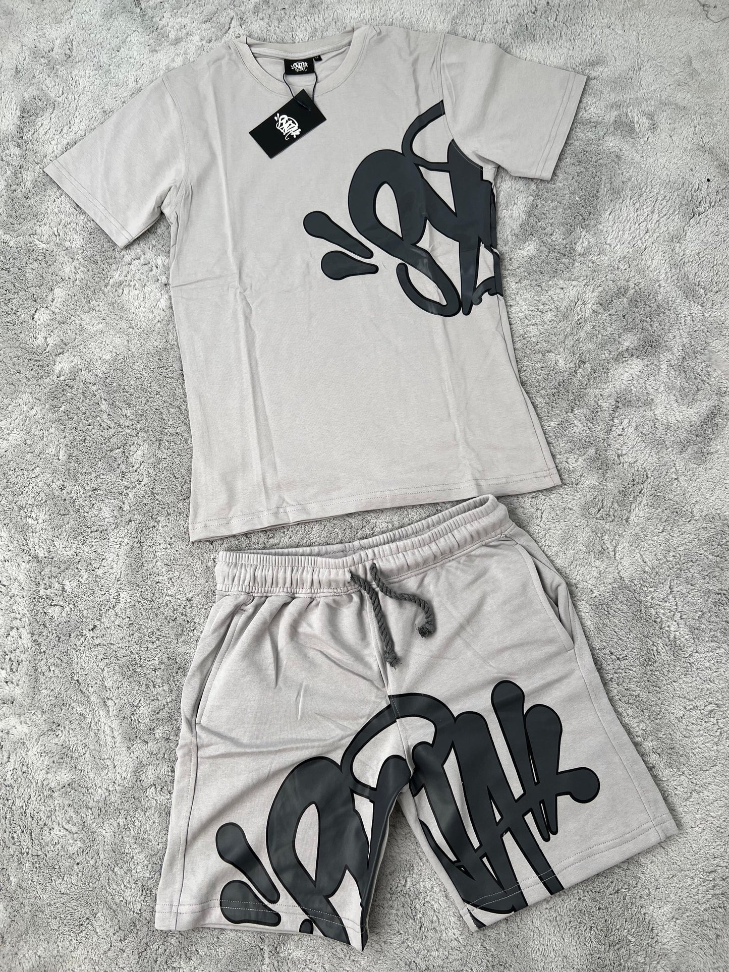 CONJUNTO SYNA 2025- GRIS/NEGRO