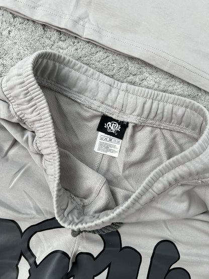 CONJUNTO SYNA 2025- GRIS/NEGRO