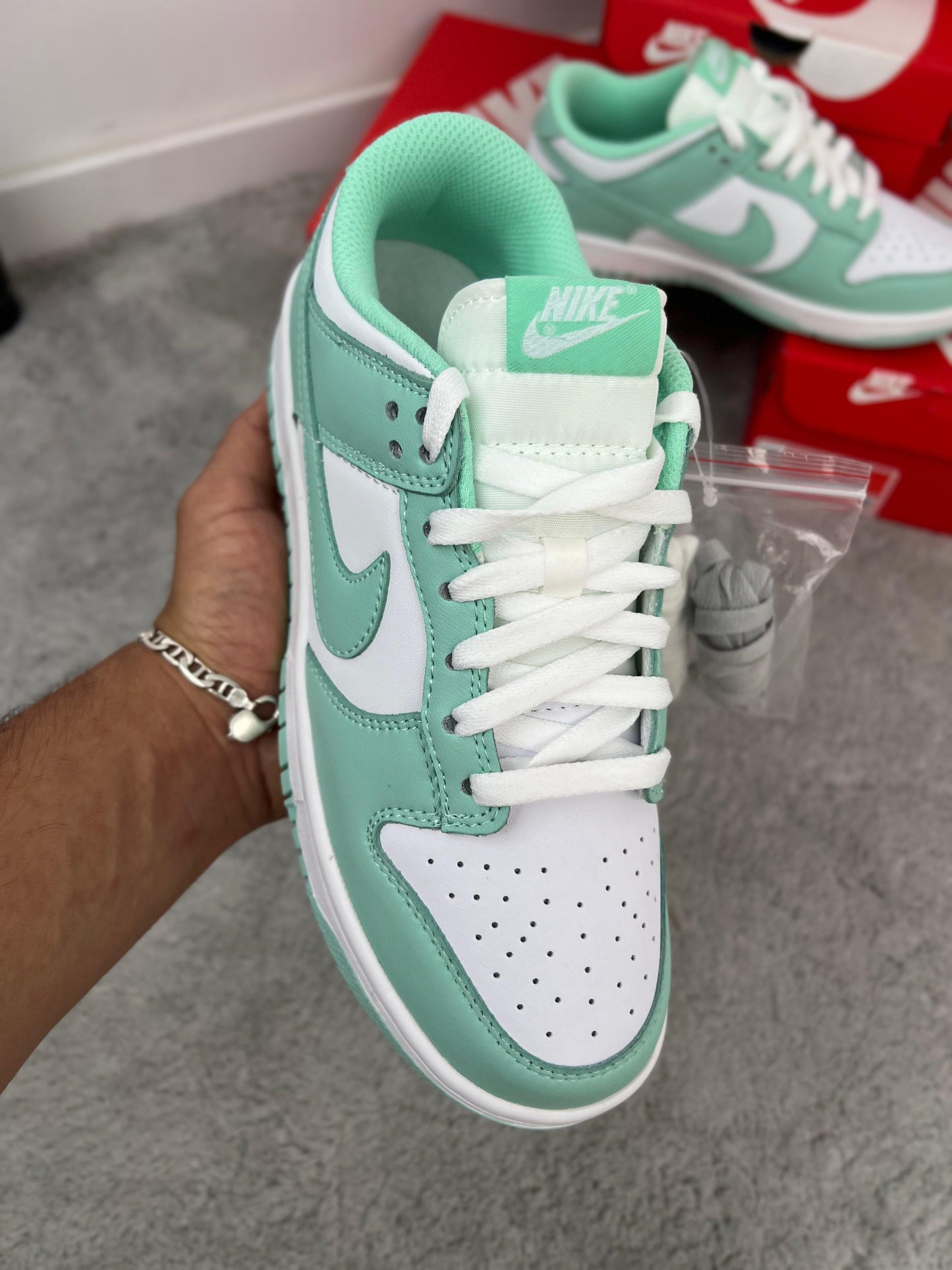 NIKE DUNKLOW VERDES