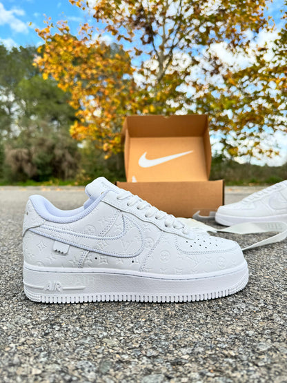 NIKE AIRFORCE LV - BLANCO